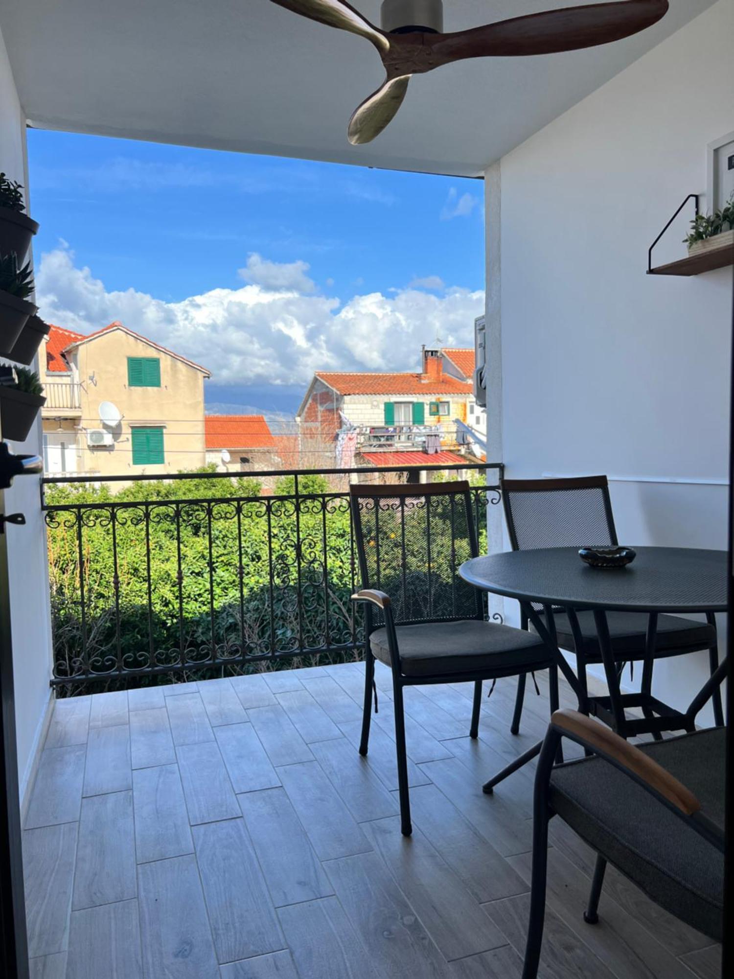 Ivelic Apartment Supetar